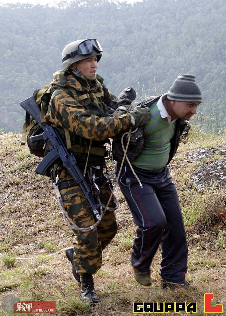 俄军标配的是几级防弹衣,俄罗斯陆军单兵防弹衣