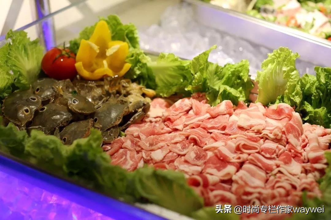 寒风飒飒，人类无法阻止火锅的蔓延势头了……