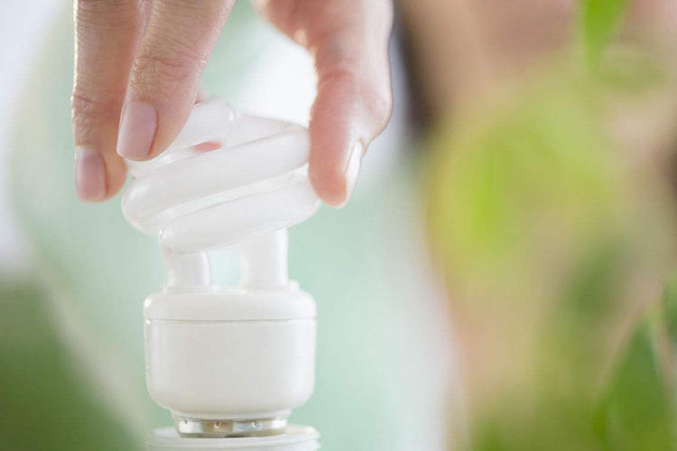 怎么选台灯目前口碑最好的护眼灯,成人夜读用什么台灯