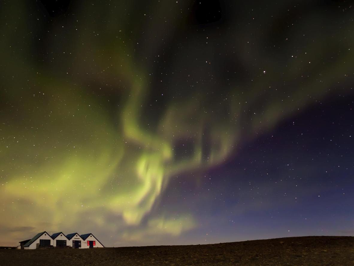 追寻北极光,追逐北极光歌曲