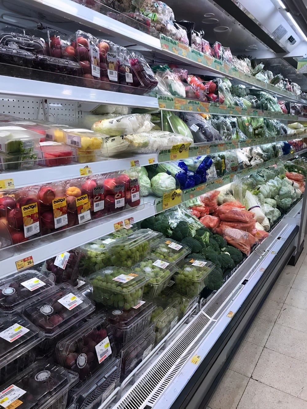 便利店生鲜创业模式,生鲜店和便利店哪个更赚钱