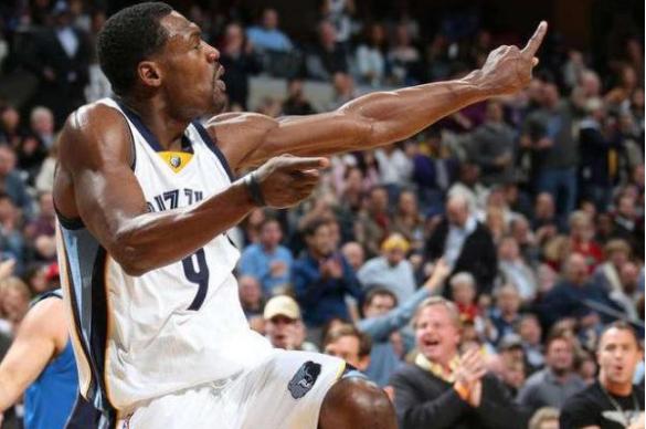 托尼阿伦防守科比8分钟6犯规,nba的最佳防守球员托尼阿伦