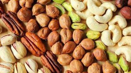 胆固醇高要多吃什么才降低胆固醇,胆固醇高怎么办4种方式降胆固醇