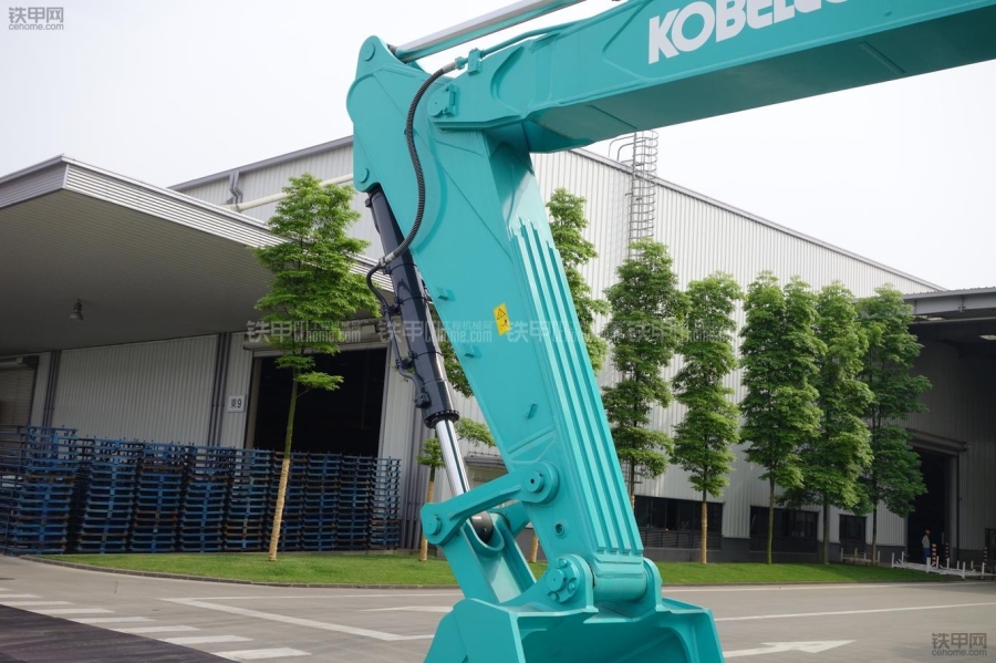 50吨级矿山霸王龙神钢SK495D-8挖掘机怎么样？