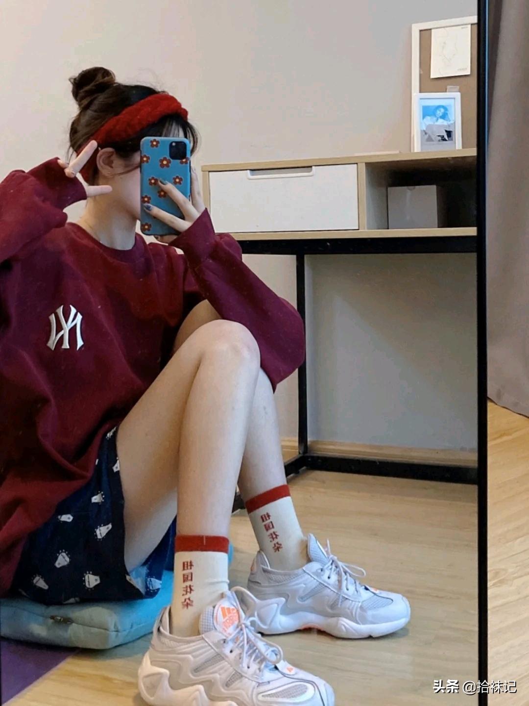 冬日袜子可以这样穿,夏天袜子这样穿太好看了