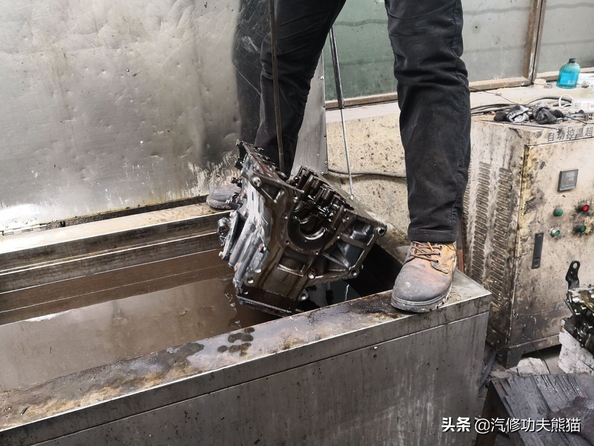 13年奥迪tts多少公里烧机油,奥迪tts急加速故障灯