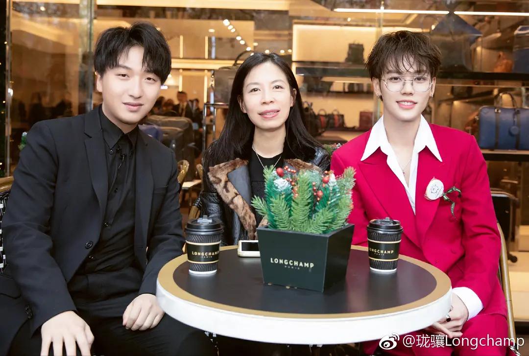 鏋楀溅淇妉ongchamp鐝戦涓婃捣,鏋楀溅淇妉ongchamp鍖呭寘