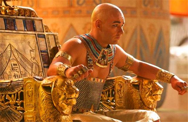 从教令石碑浅析埃及托勒密时期王权与祭祀的关系