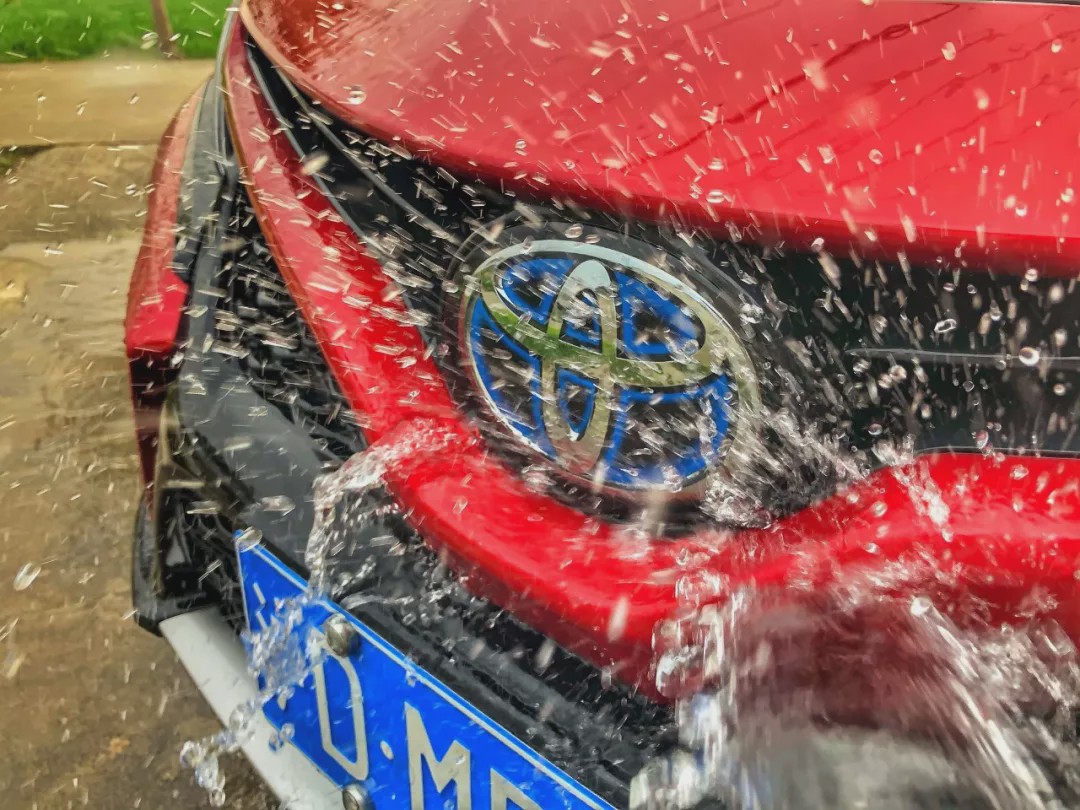 2024款凯美瑞双擎百公里加速实测,凯美瑞双擎2.0豪华版沉浸式体验