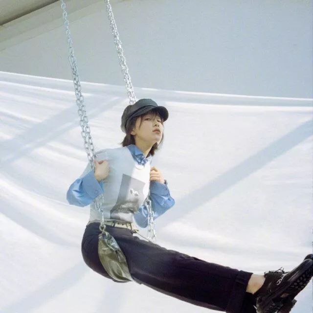 衬衫毛衣的穿法技巧男,毛衣衬衫怎么搭配裤子