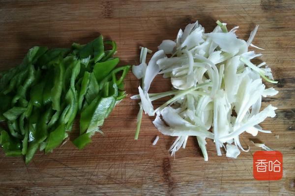 它是“菜中灵芝”，炒菜里面加几颗，不打郎中门前过，冬天别错过