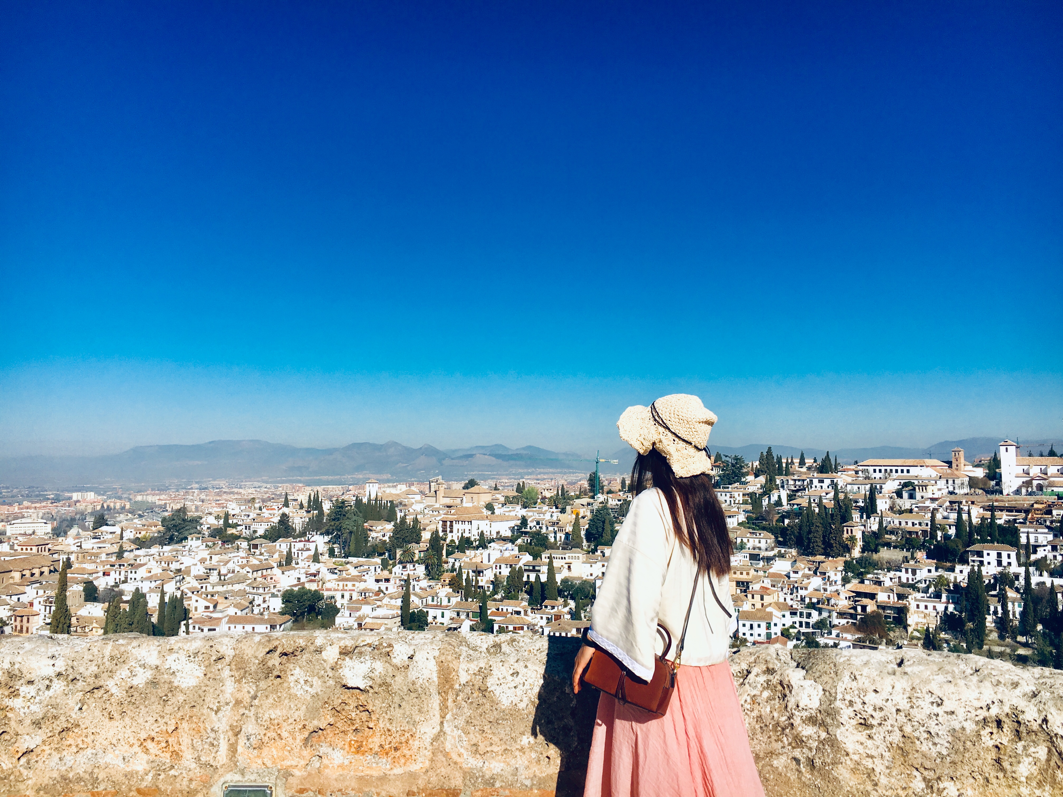 宸撮粠鏃呰骞茶揣,宸撮粠鐨勬棩涓庡鏃呰