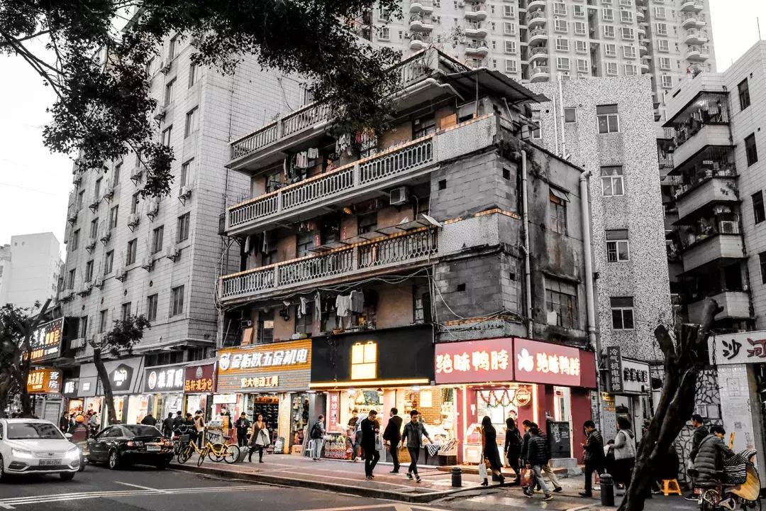 白石洲城中,白石洲的海边