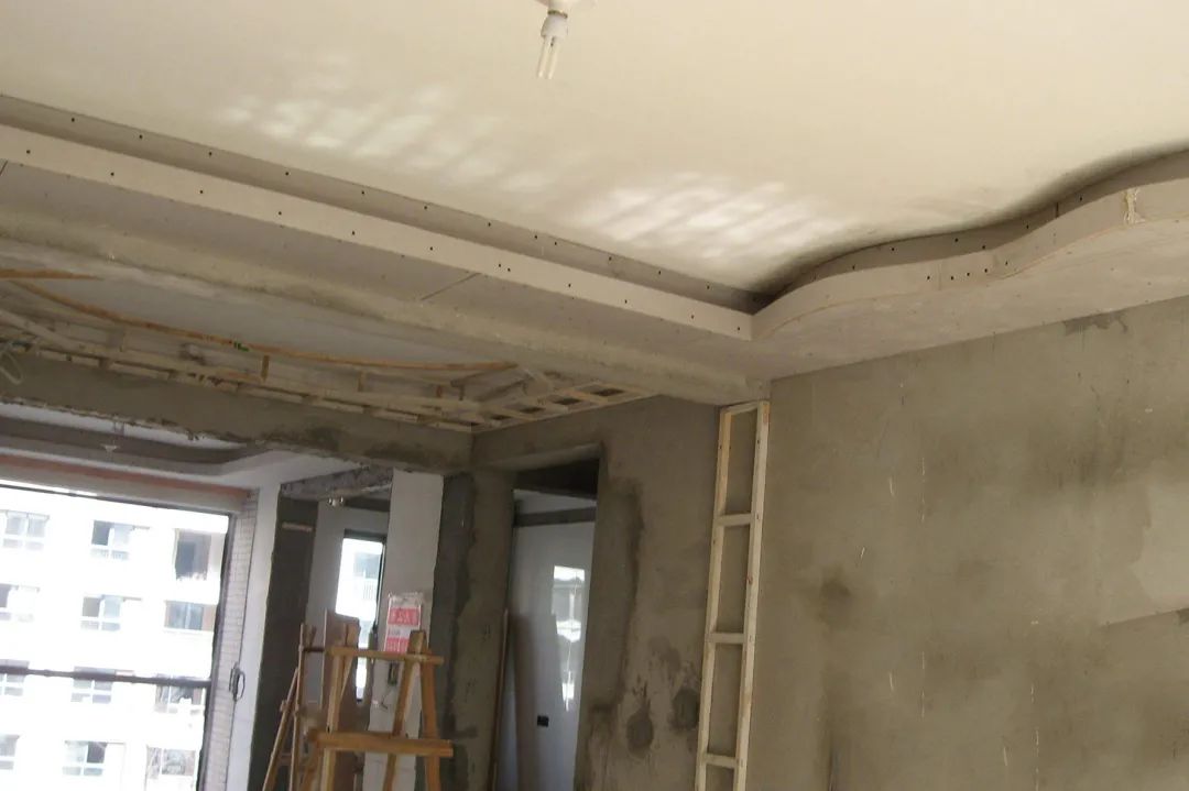 厨卫吊顶用蜂窝板还是石膏板好,铝扣板蜂窝板石膏板吊顶哪个好