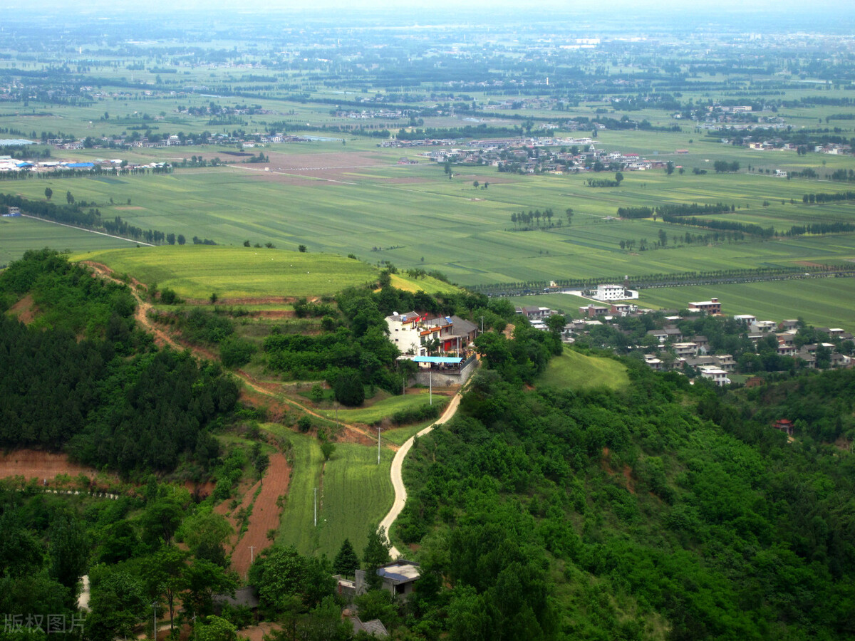 西安灞桥区和长安区,西安灞桥区和长安区哪个好