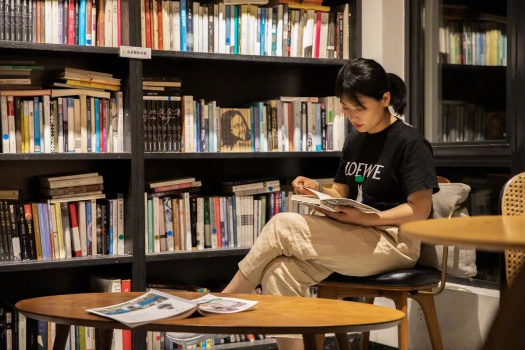 在三线小城市工作好吗,回到三线城市生活