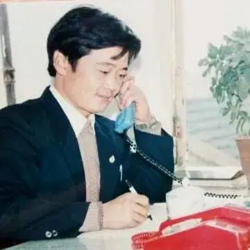 笑话县官翻跟斗,笑话故事戏弄县官