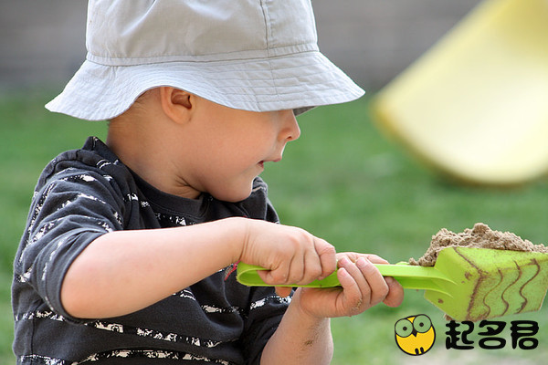 宝宝起名字有忌讳吗,宝宝起名忌讳字大全
