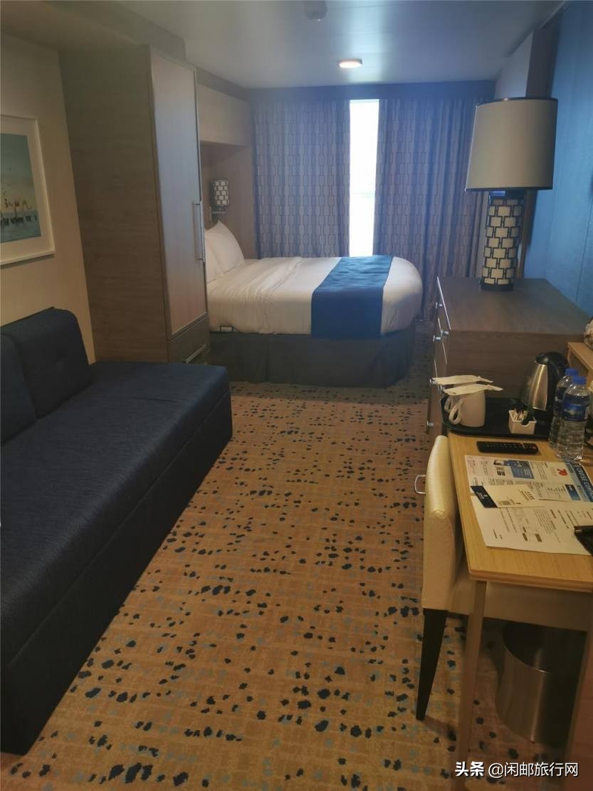 赶在台风来临前，赴一场霓虹之旅皇家加勒比光谱号游轮游记攻略