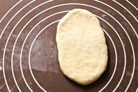 德式烤肠面包做法,法式蒜香烤肠面包做法