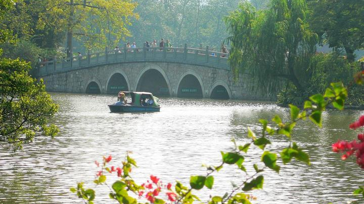 羊城八景景点,羊城八景之首在哪里