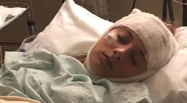 美国17岁少女昏睡综合症,美国女孩患罕见嗜睡症