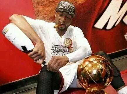 迈克尔乔丹采访抽雪茄,迈克尔乔丹抽雪茄