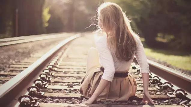 有些人你越惯着她就越得寸进尺,得寸进尺往往都是好脸色惯出来的