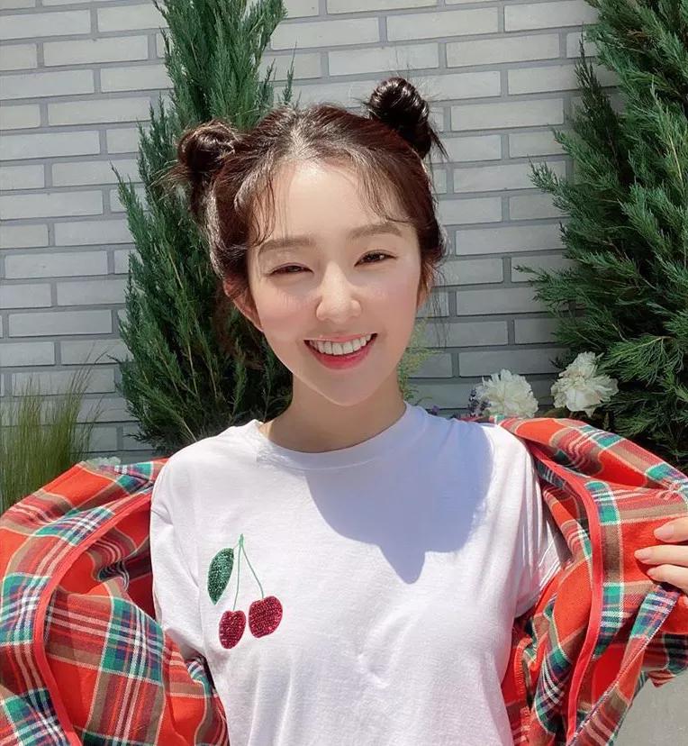 “空气刘海”不受宠了！今年流行这3款“刘海”，热巴郑爽都上头