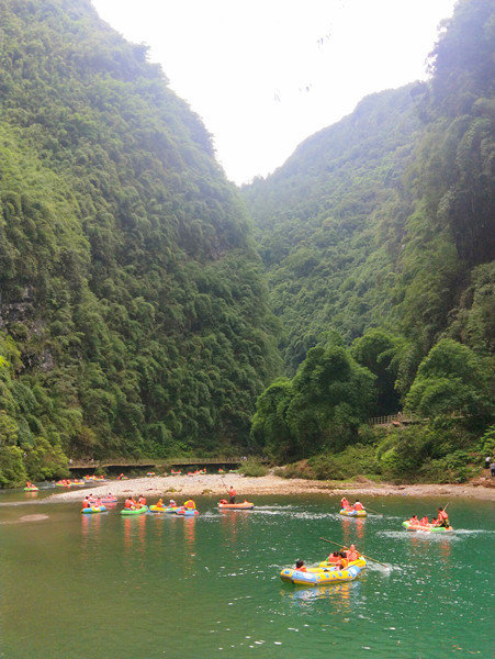彭水阿依河旅游路线,重庆彭水阿依河漂流双人行攻略