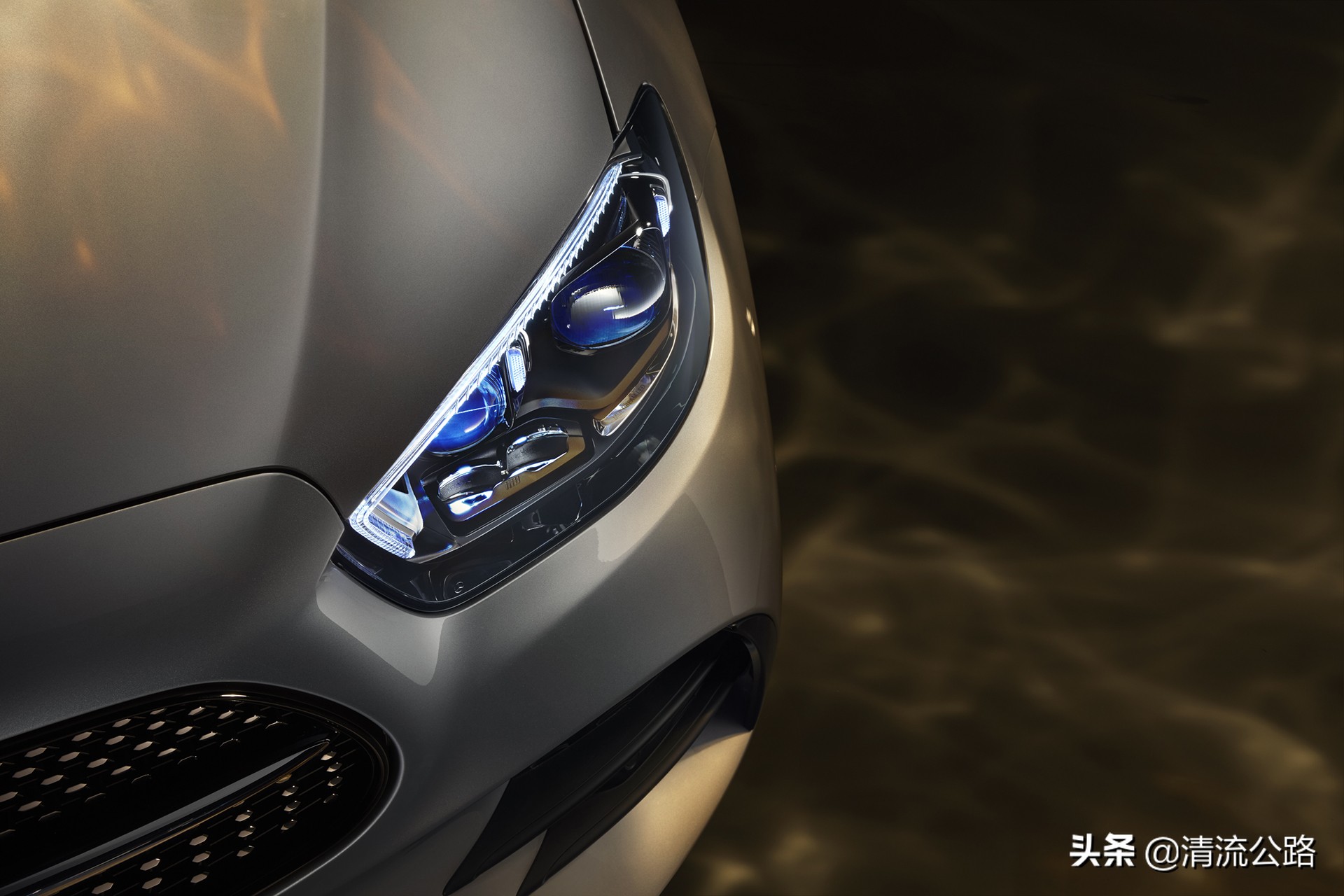 新款奔驰e级实车精致大气,新款奔驰e级哪个配置值得入手