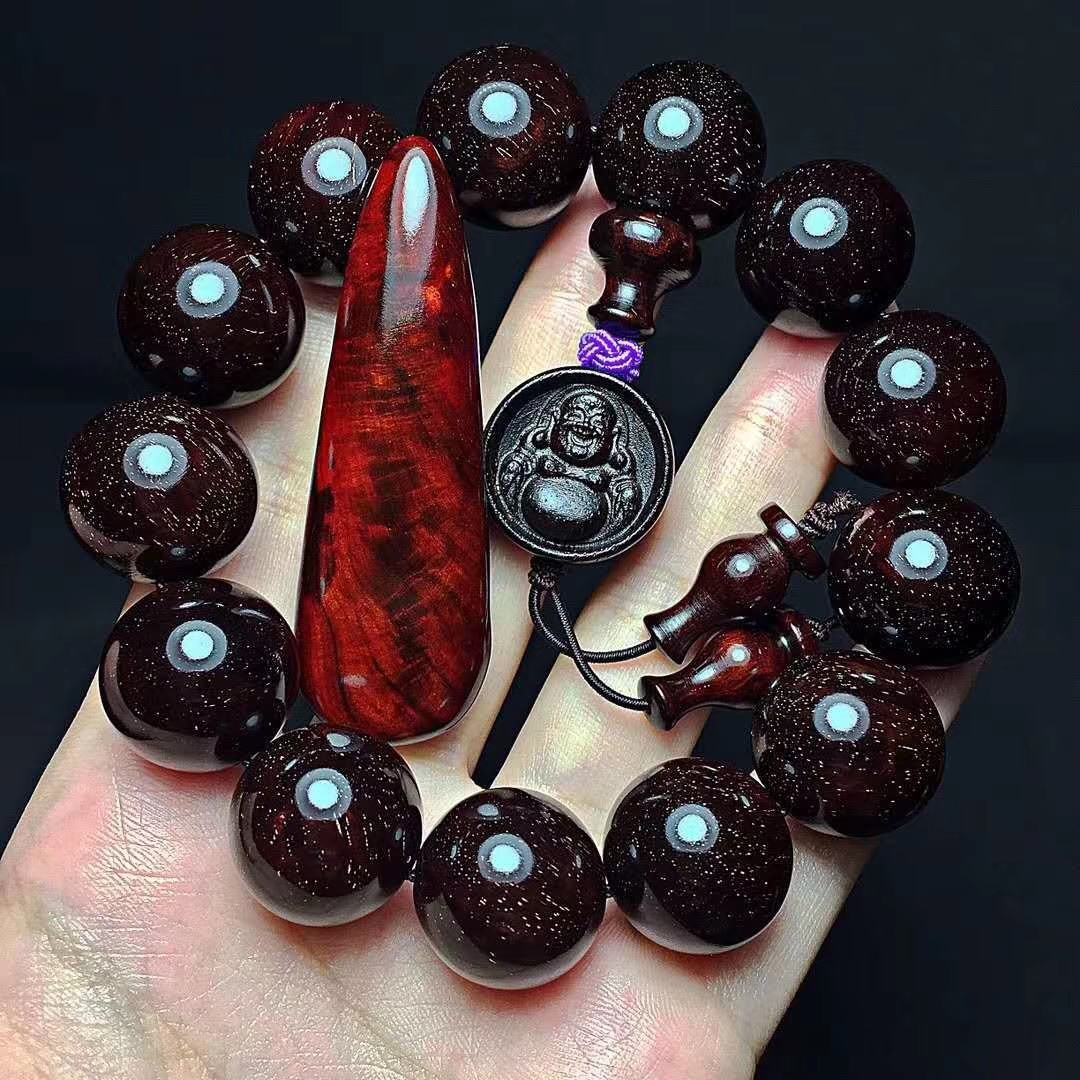 典型吃药：同样一块紫檀料子，300块钱你不要，1000块钱你就抢？