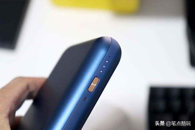 65w快充移动电源充电评测,65w快充2c与普通的区别