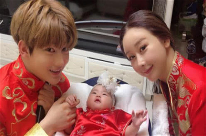 相差18岁的中韩“母子恋”，原本不被看好，如今孩子3岁令人羡慕