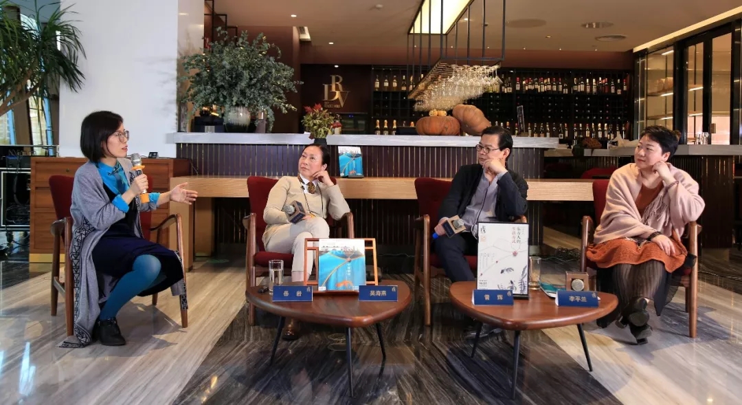 鍥為2018鍠滆繋2019,鍠滆繋2019鍥炴湜2018