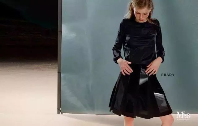 维密秀大放异彩的4位中国超模,维密蓝血超模