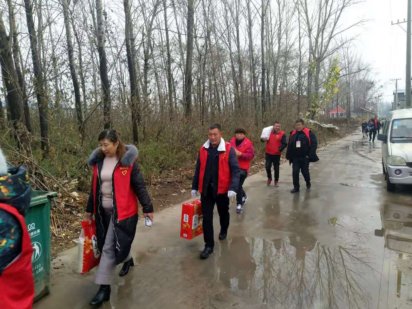 临颍爱心团队资助贫困大学生,临颍爱心团