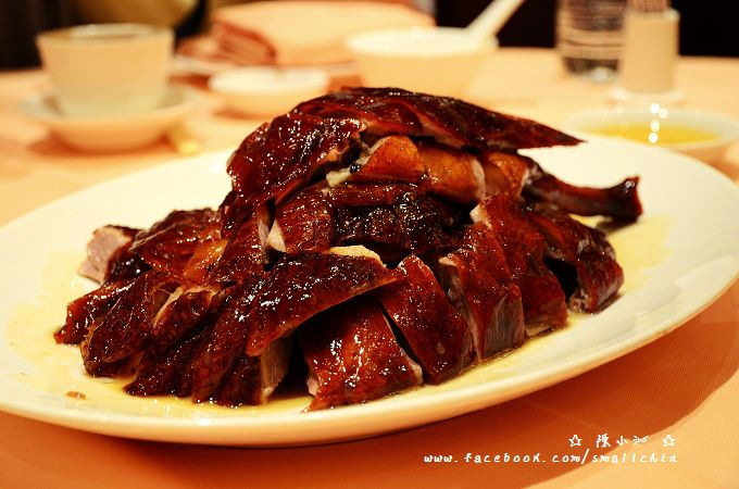 香港自由行详细旅游攻略大全,香港自由行一天的旅行攻略视频