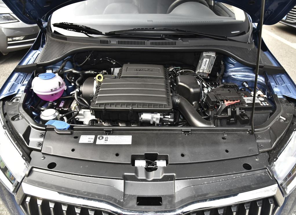 空间小的车值得买吗,空间大点价格10万的车