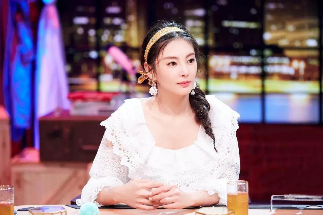 张雨绮又美又有钱完整版,张雨绮霸气感情观