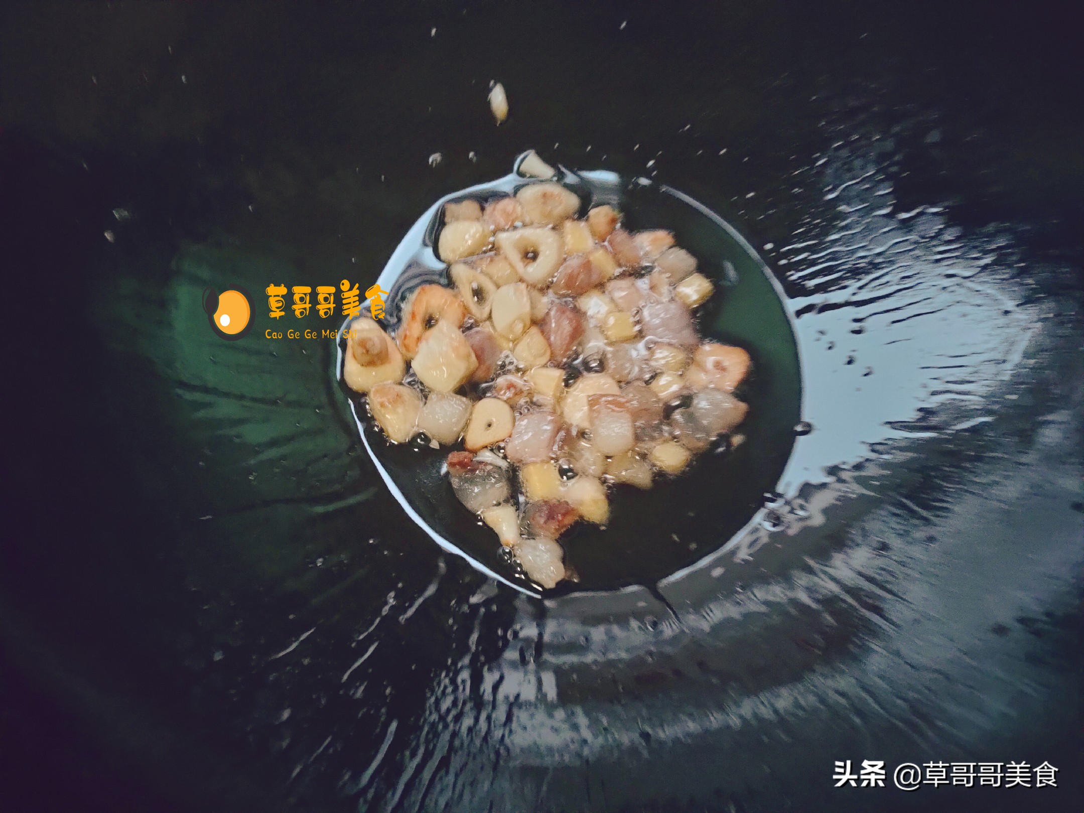 凉拌黄瓜毛豆怎么做,毛豆黄瓜胡萝卜香干下饭菜