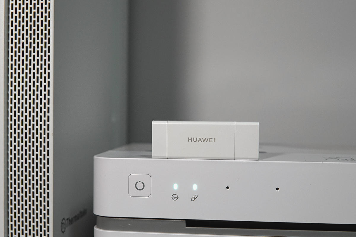 大华nmcard高速存储卡,华为nm存储卡选大华还是雷克沙