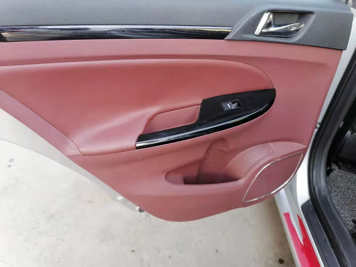 胖哥喜提星途,胖哥喜提爱车