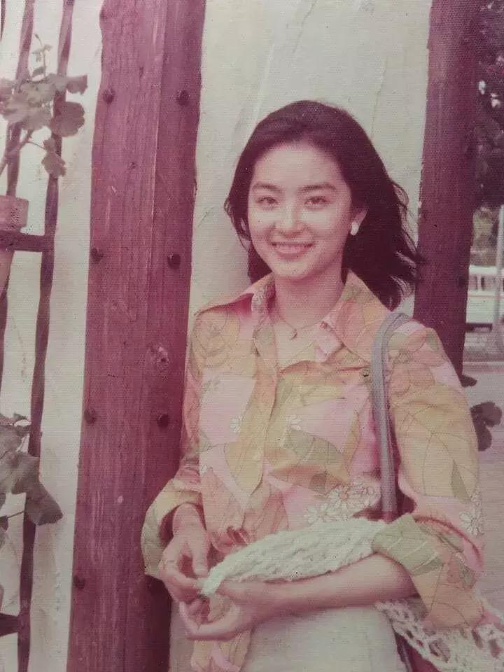 港风必备单品,流行的港风穿搭