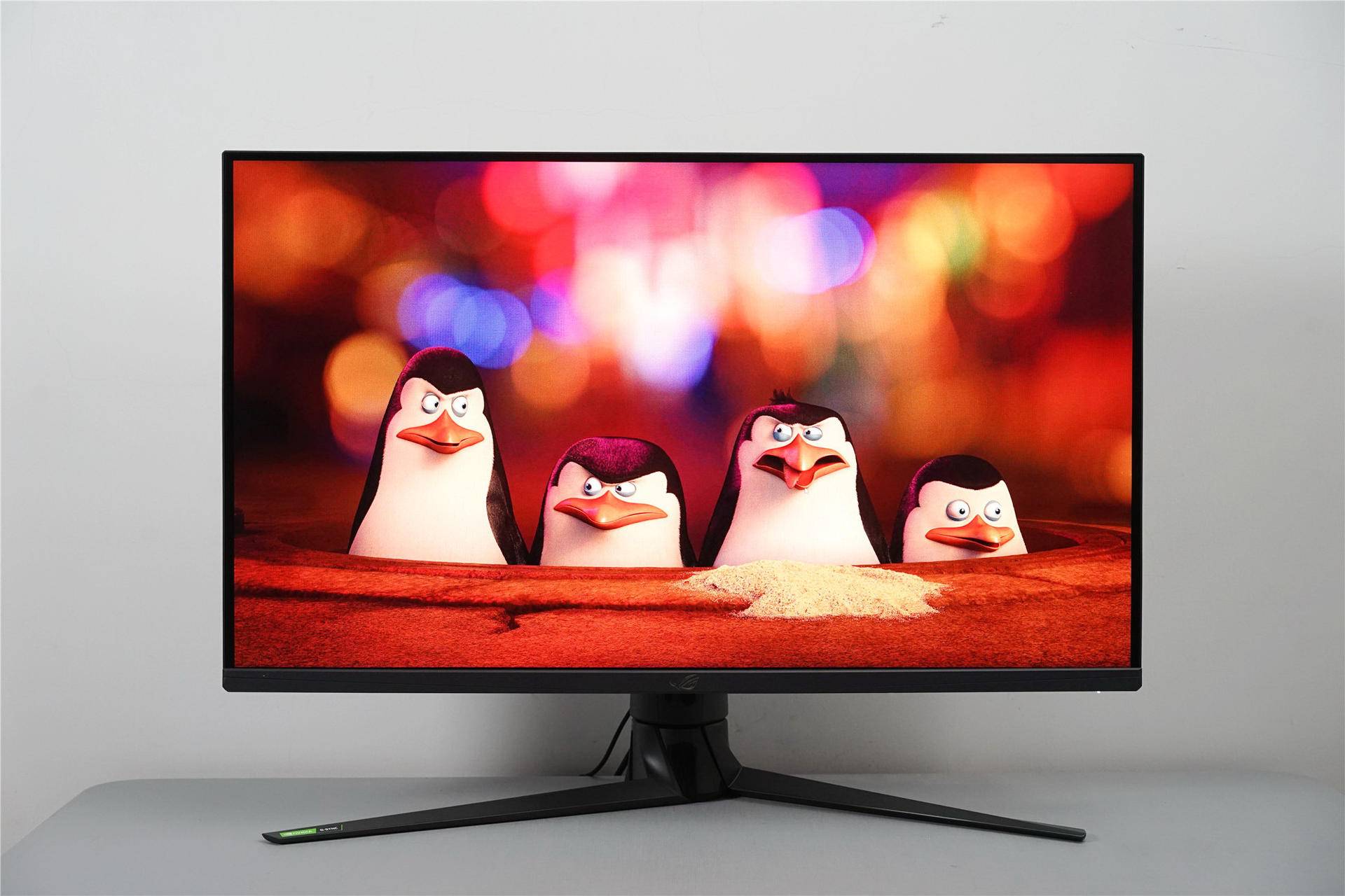 比传统IPS面板快四倍：ROG玩家国度PG329Q显示器体验