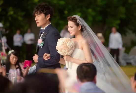 “浪荡子”秦昊的跌宕史，从戏混子到中年顶流，这5个女人太重要