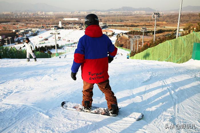 运动服饰新潮流,谁说运动上衣穿不出高定感