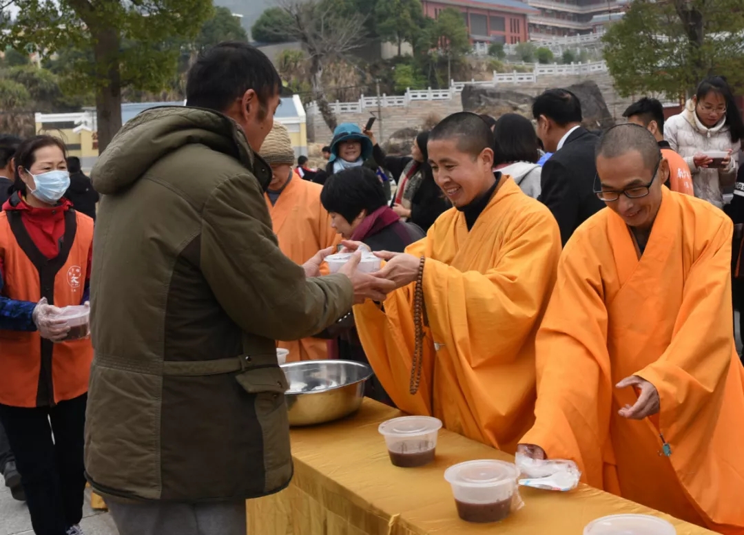 莆田南少林寺腊八节奉粥,腊八大礼包