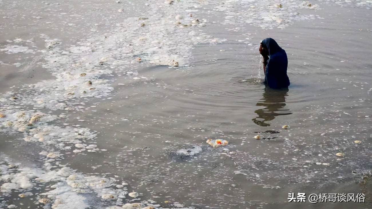 印度人为什么恒河沐浴,印度恒河沐浴是什么习俗