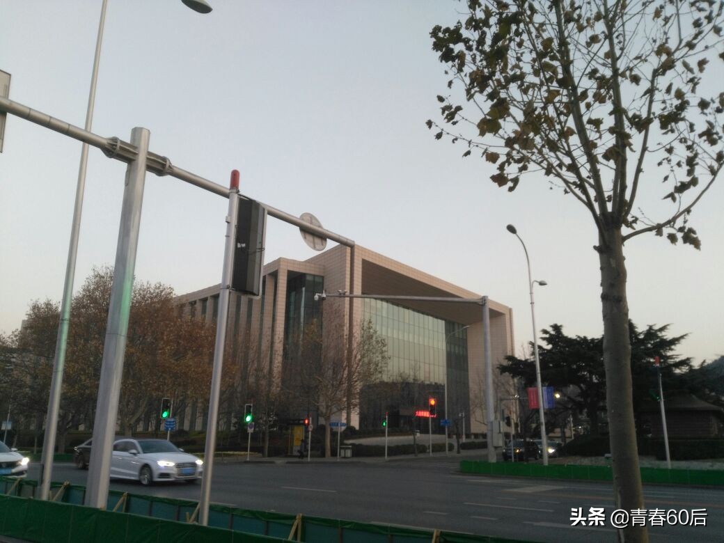 大连人民广场,大连人民广场老建筑